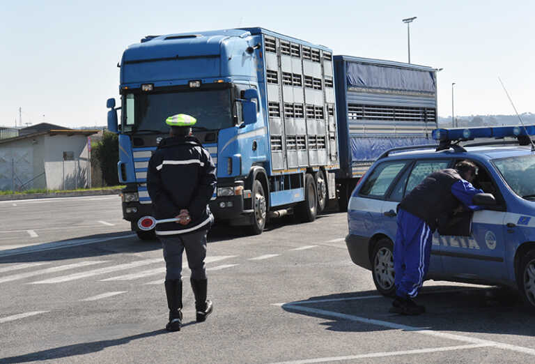 Lettera di vettura, camion stranieri più indisciplinati di quelli italiani