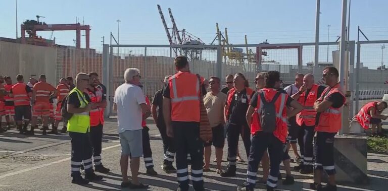 Sciopero di 10 giorni dei lavoratori portuali di Livorno e Piombino