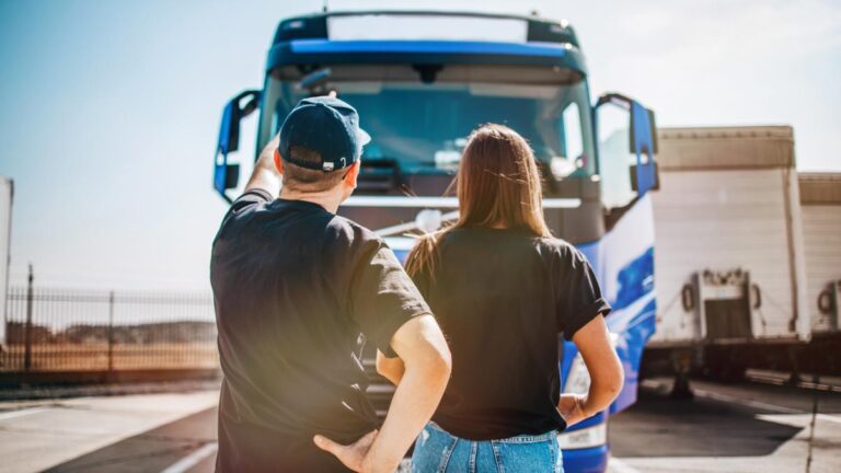 Autisti, si tratta sugli aumenti in busta paga: da domani a domenica la no stop per il rinnovo del Ccnl