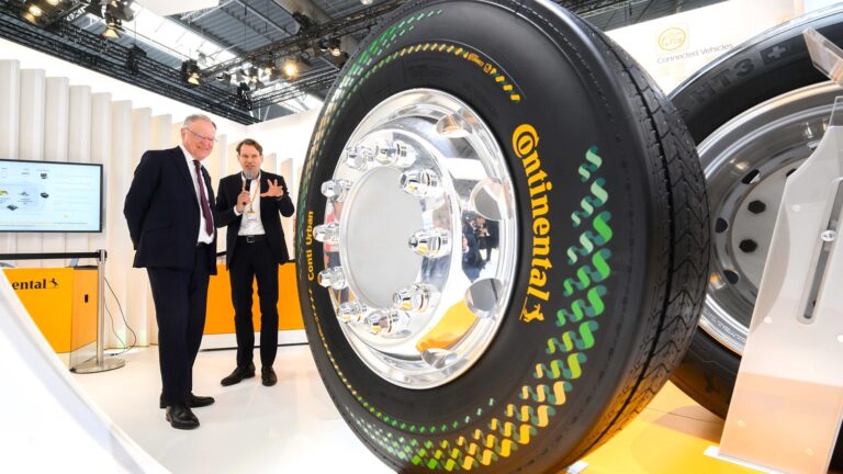 Continental, allo IAA tre pneumatici per un trasporto merci sostenibile