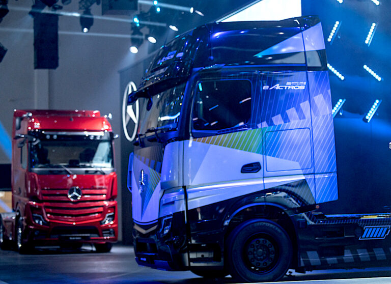 Stelle mai viste: Mercedes-Benz Trucks all’IAA di Hannover