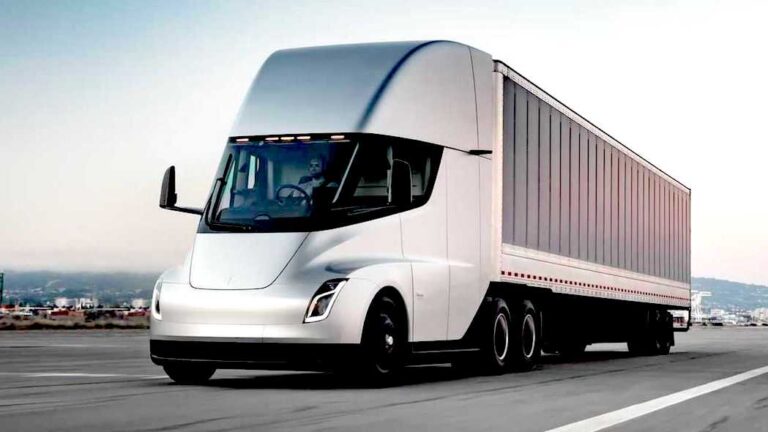 Tesla consegna i primi camion elettrici alla PepsiCo