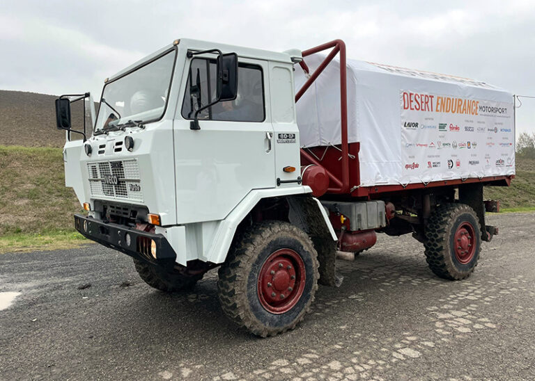 Un Iveco 80/17 alla Dakar Classic 2023